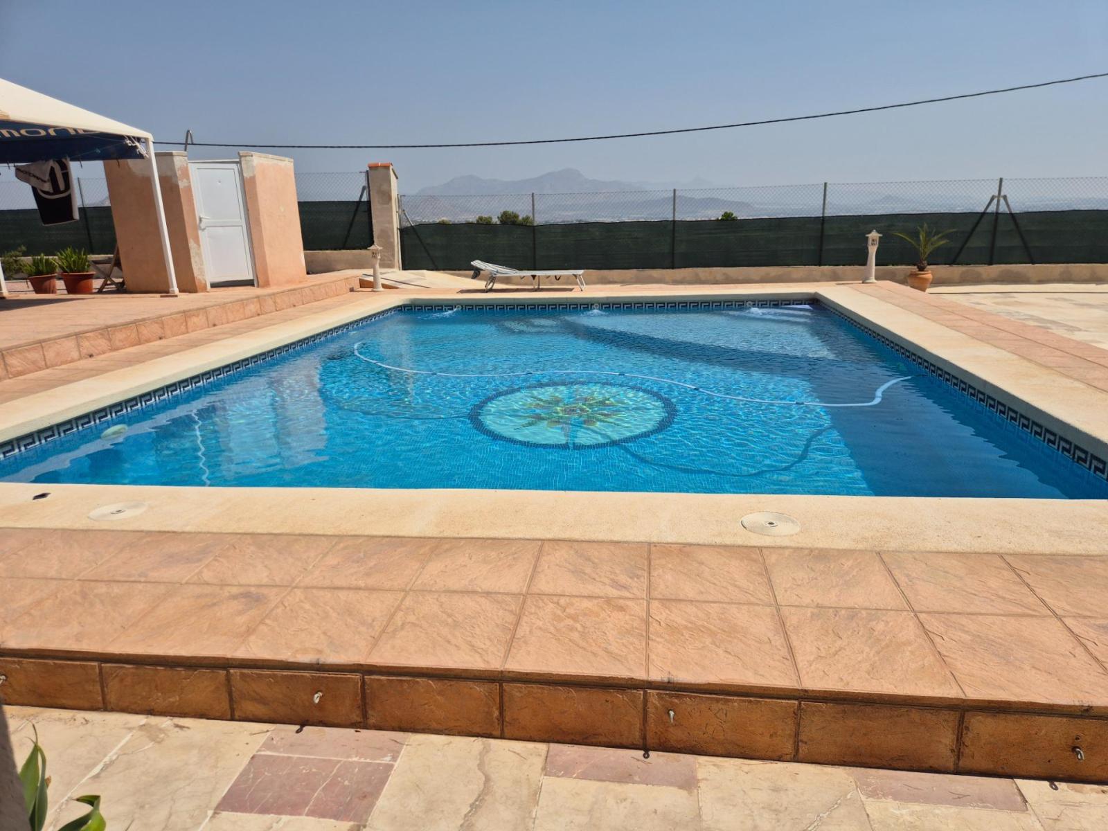 Chalet for Sale in Aspe