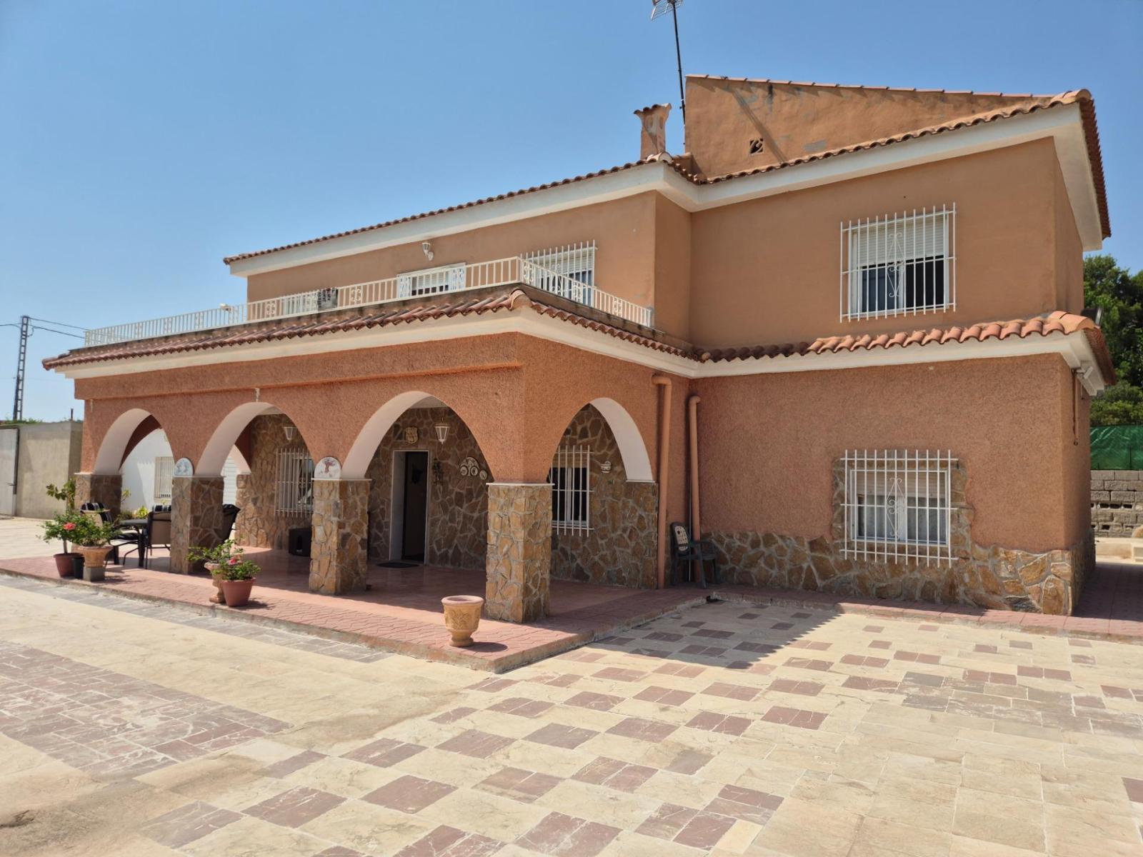 Chalet for Sale in Aspe