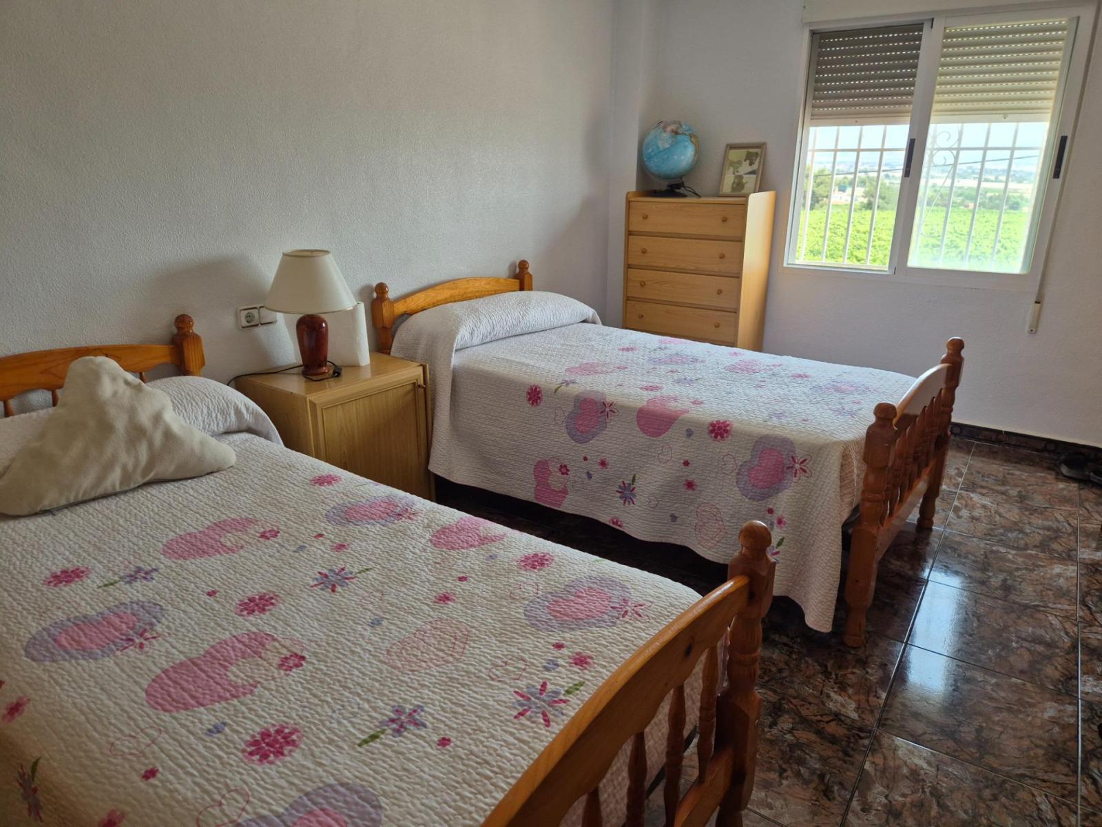 Chalet for Sale in Aspe