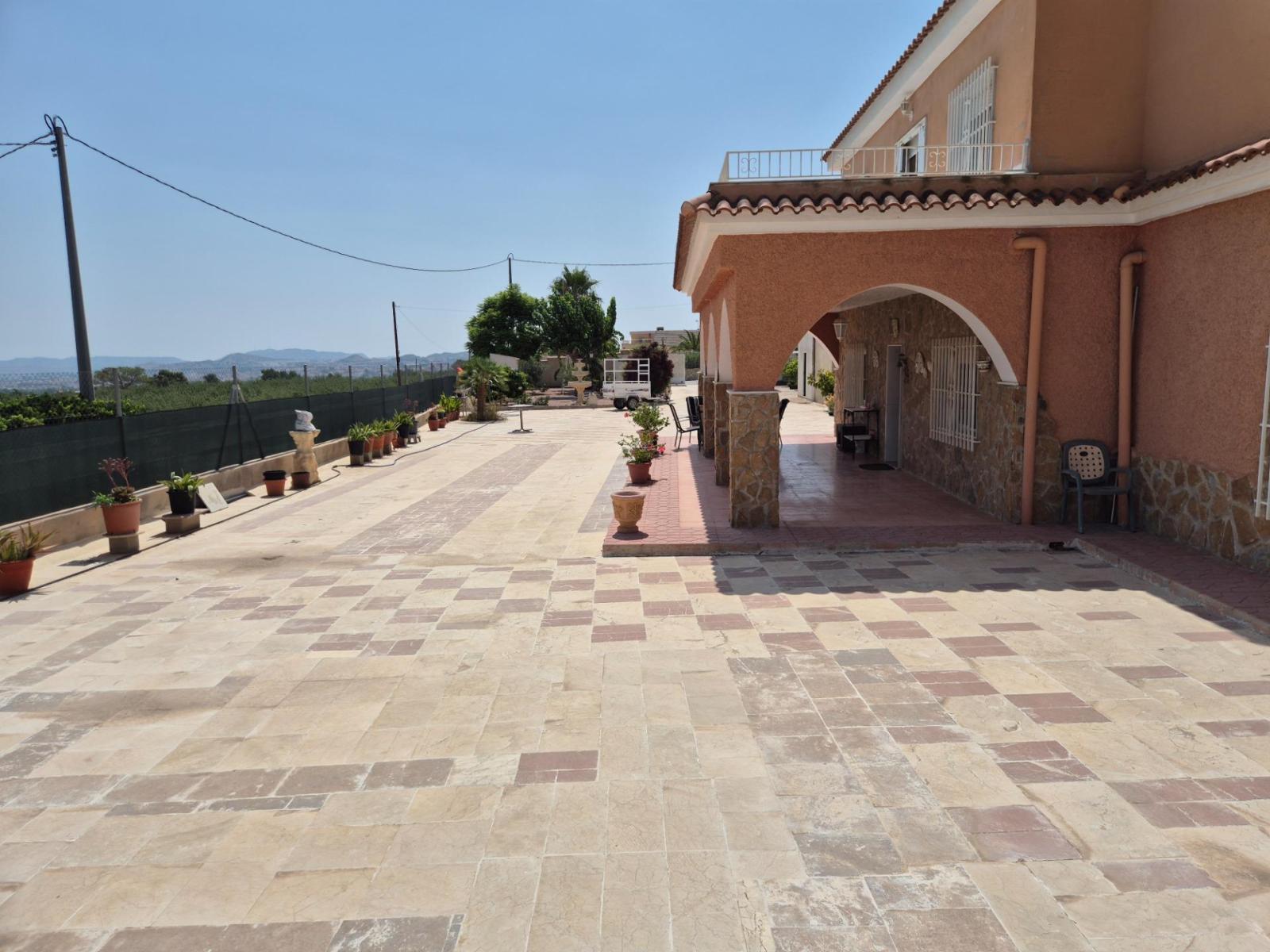 Chalet for Sale in Aspe