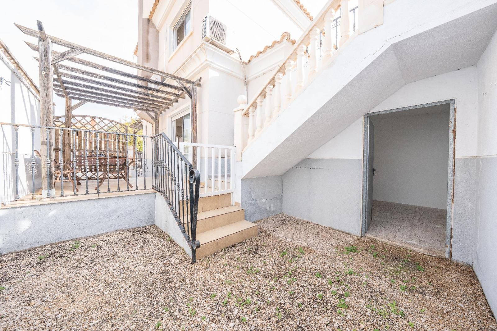 Chalet for Sale in Aspe