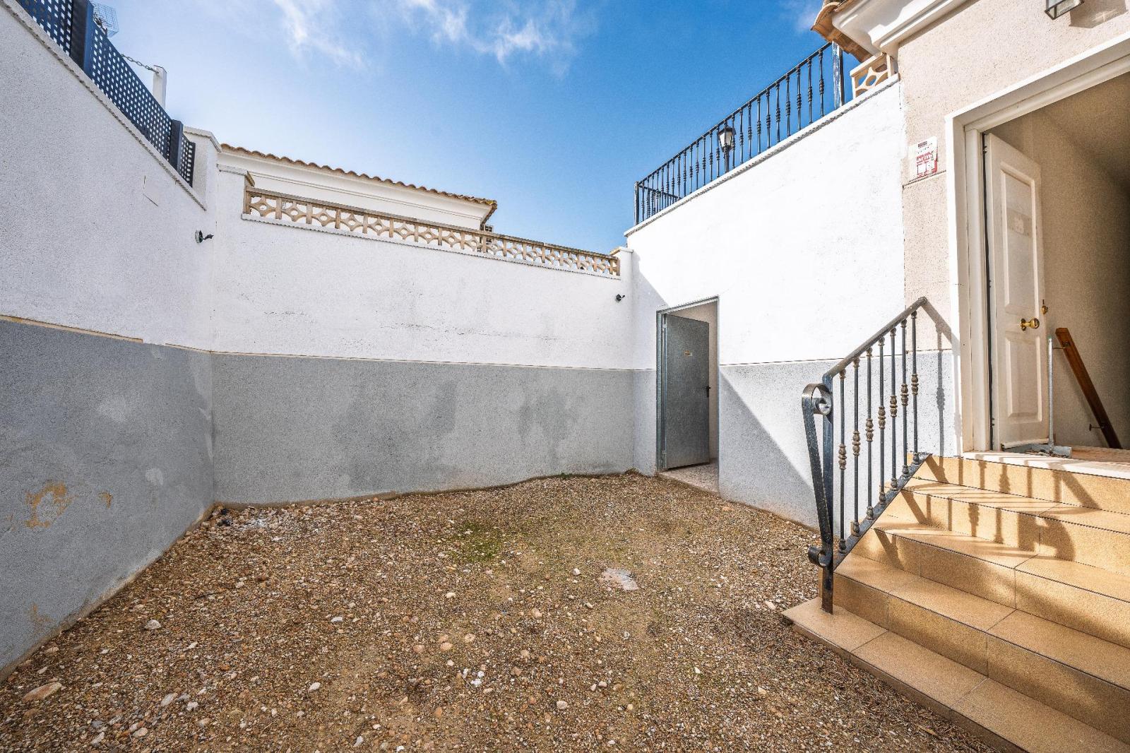 Chalet for Sale in Aspe