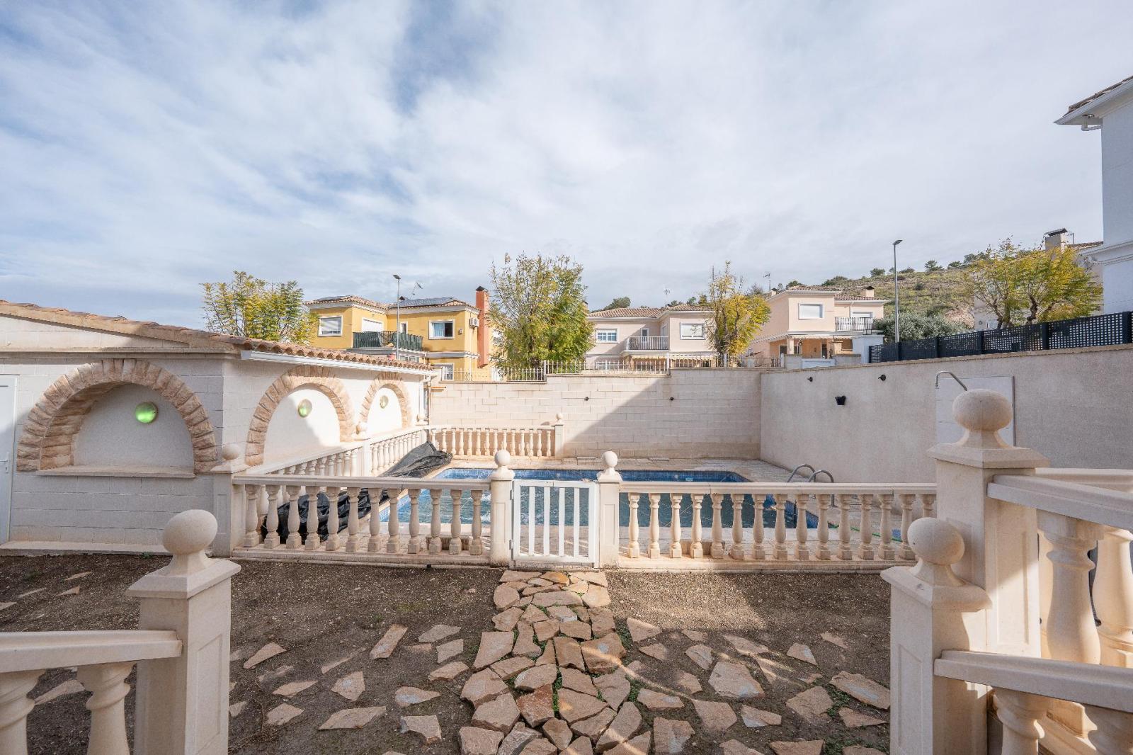 Chalet en Venta en Aspe