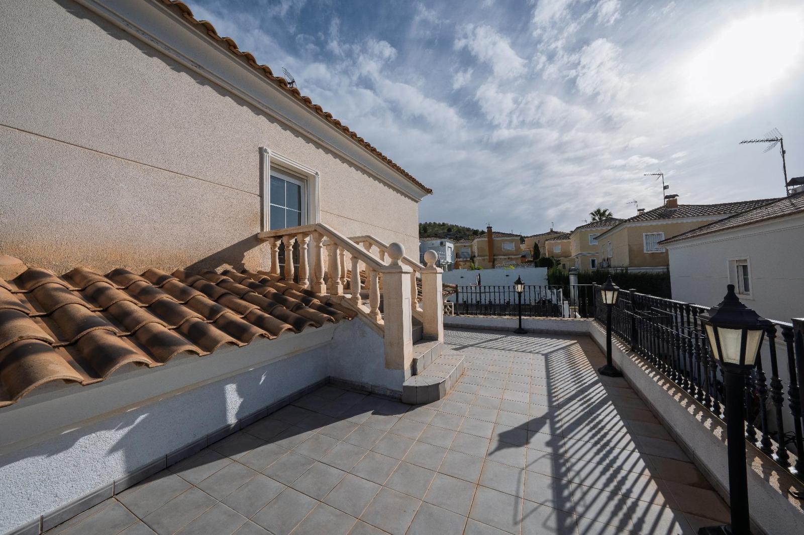 Chalet for Sale in Aspe
