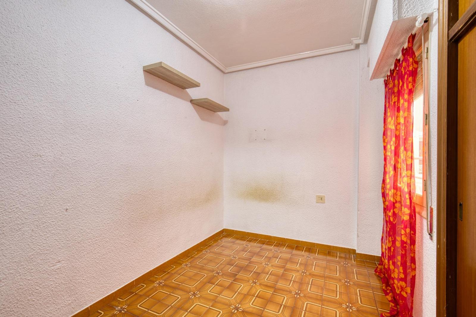 Flat for Sale in Elche