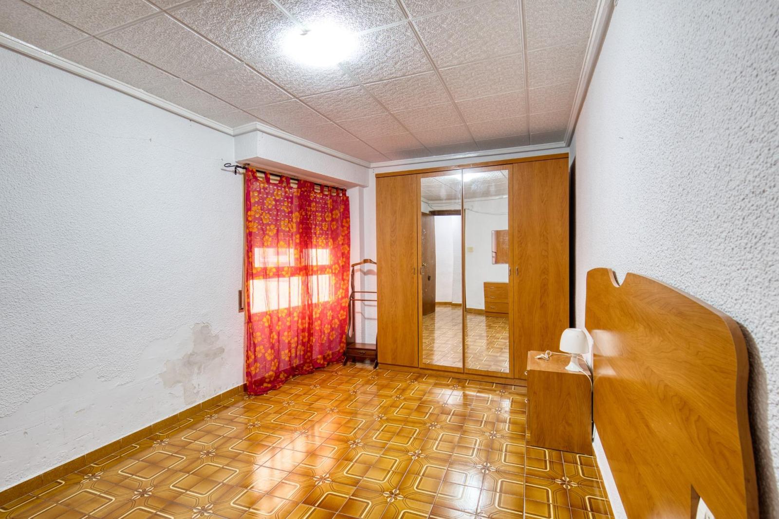 Flat for Sale in Elche