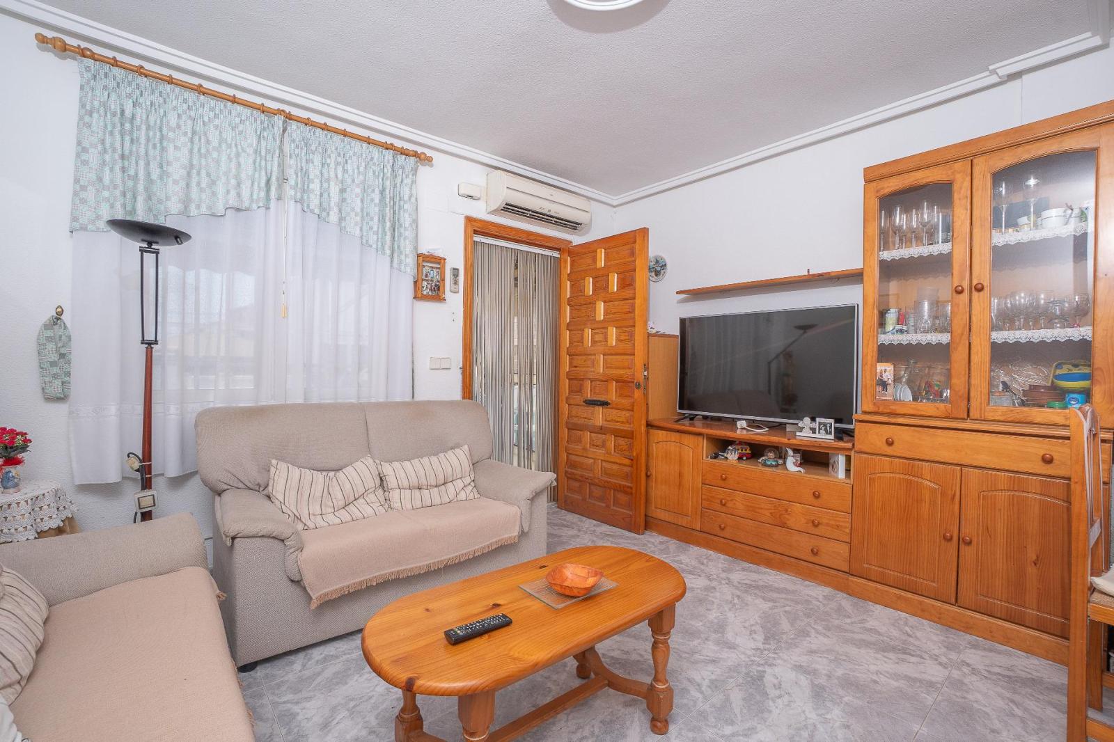 Flat for Sale in Santa Pola