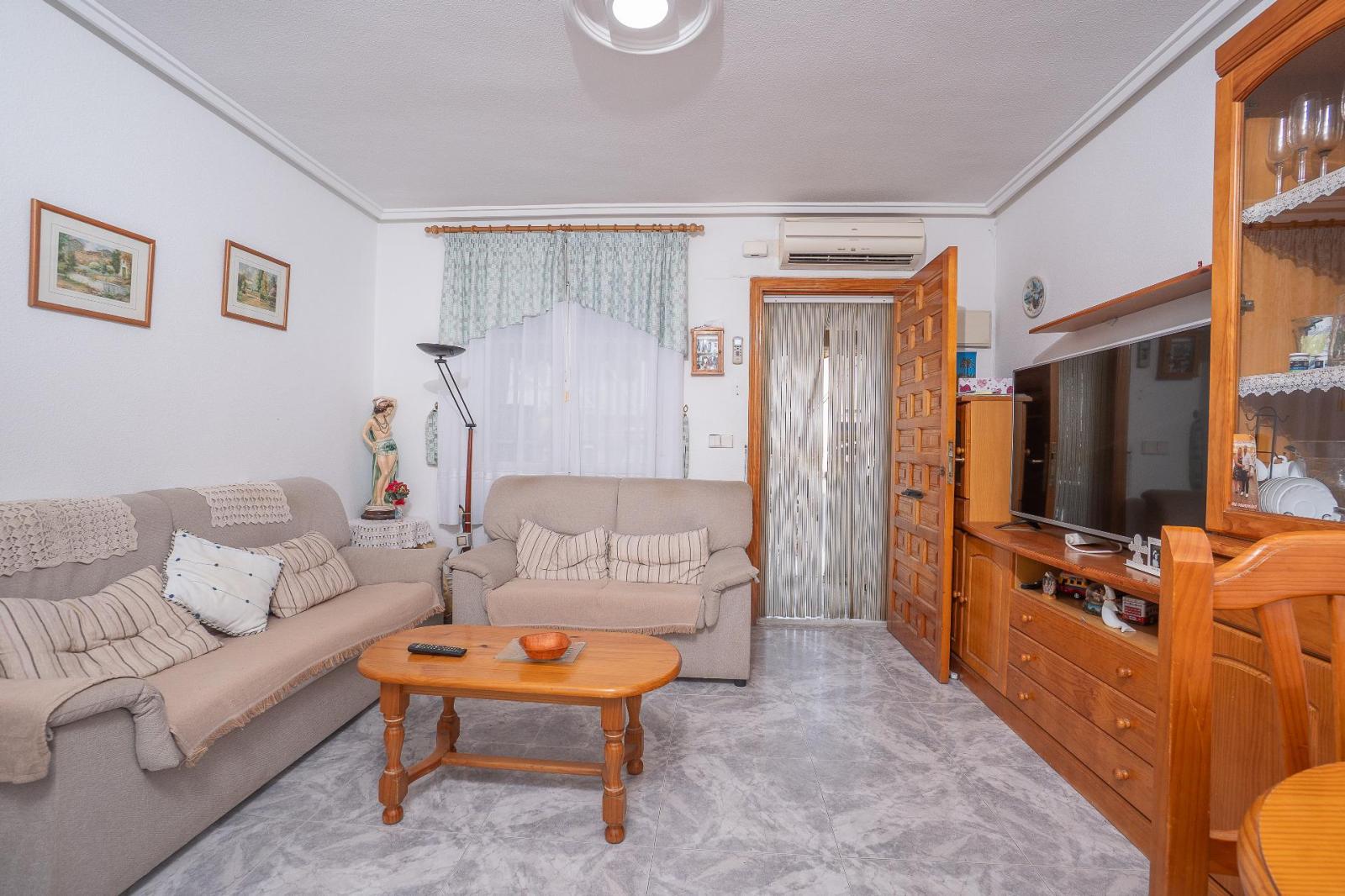 Flat for Sale in Santa Pola
