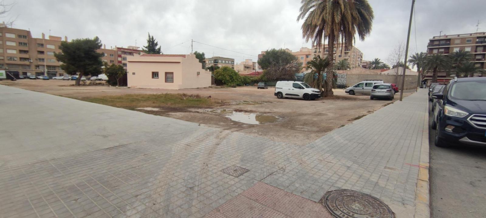 Building Site for Sale in Elche
