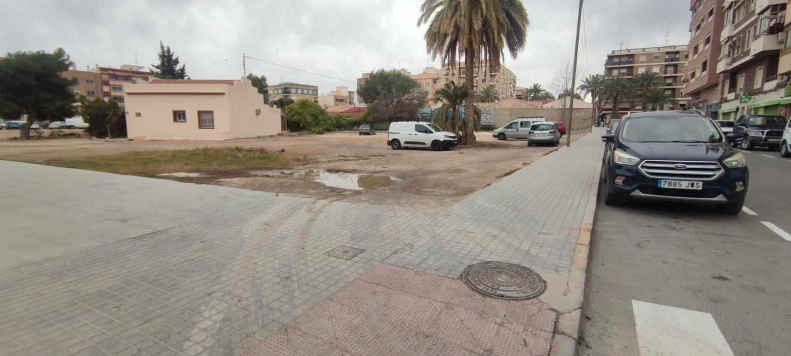 Building Site for Sale in Elche
