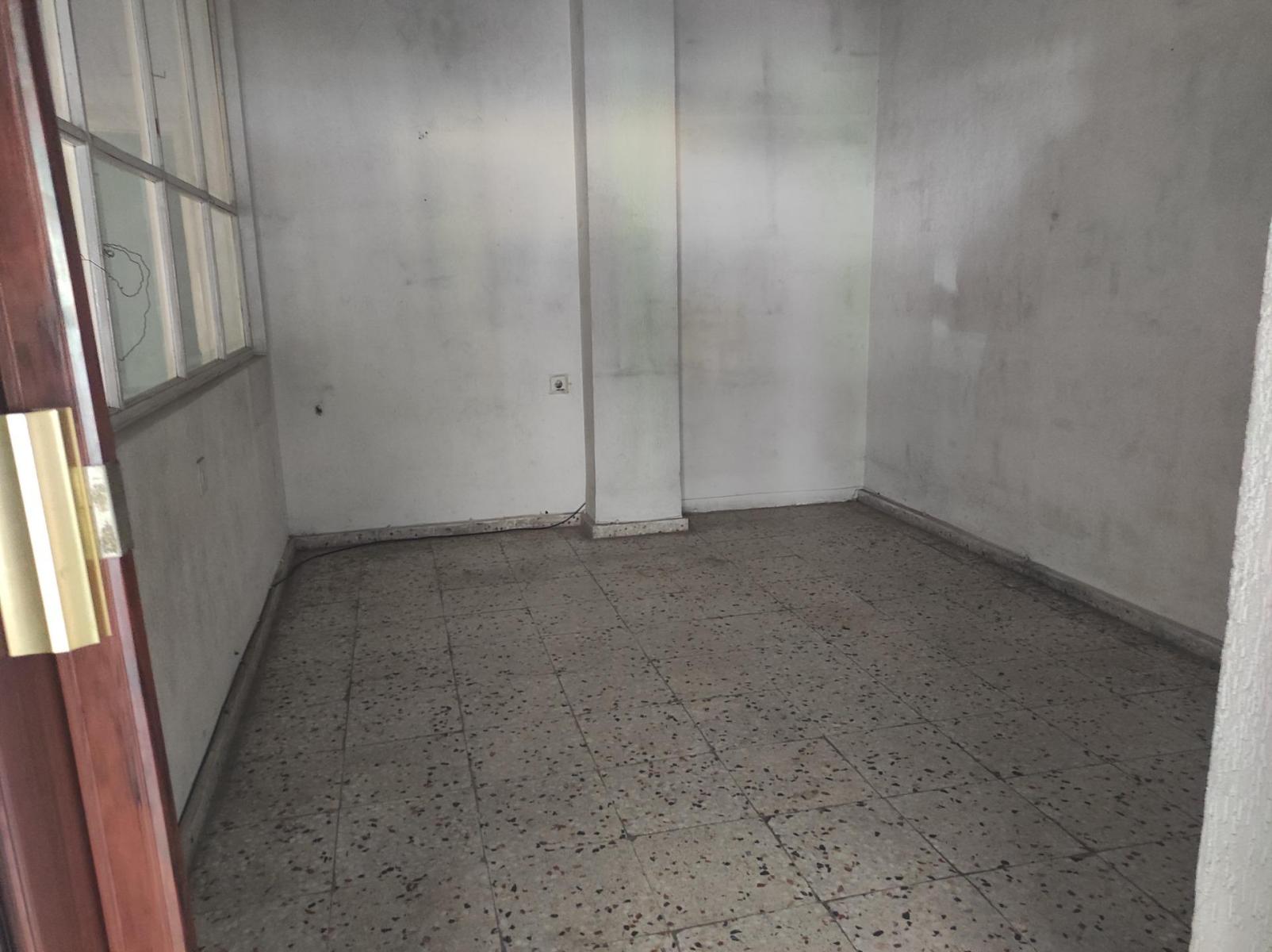 Premise for Sale in Alicante