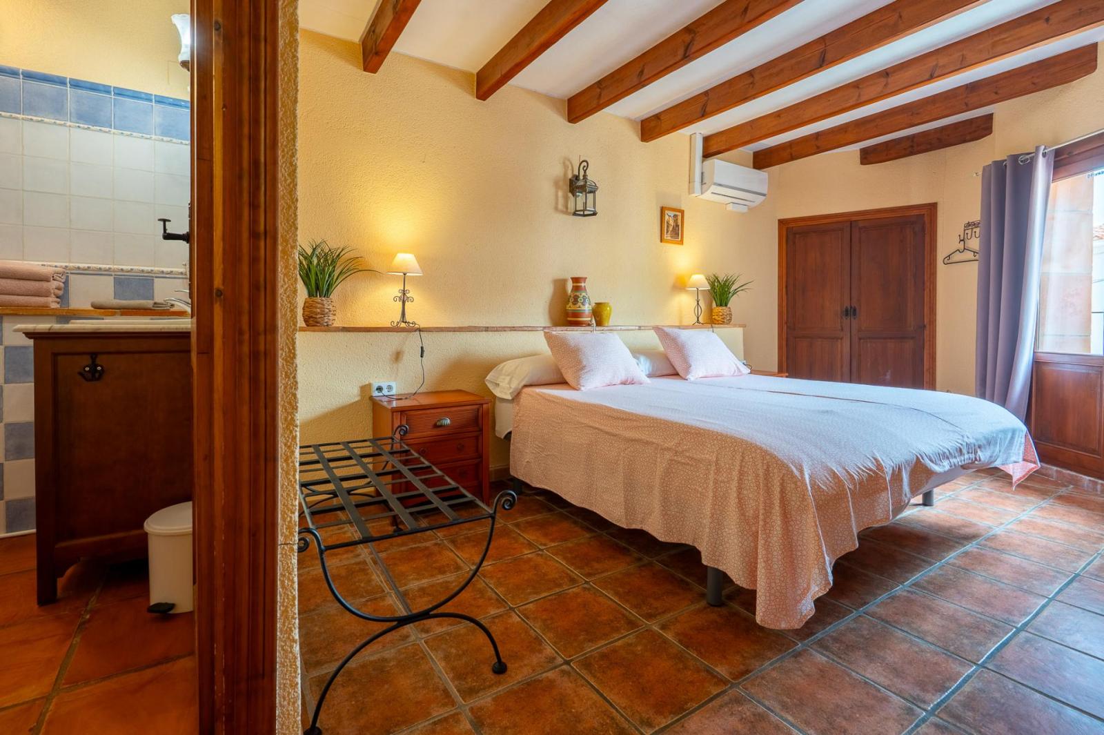 Premise for Sale in Sagra
