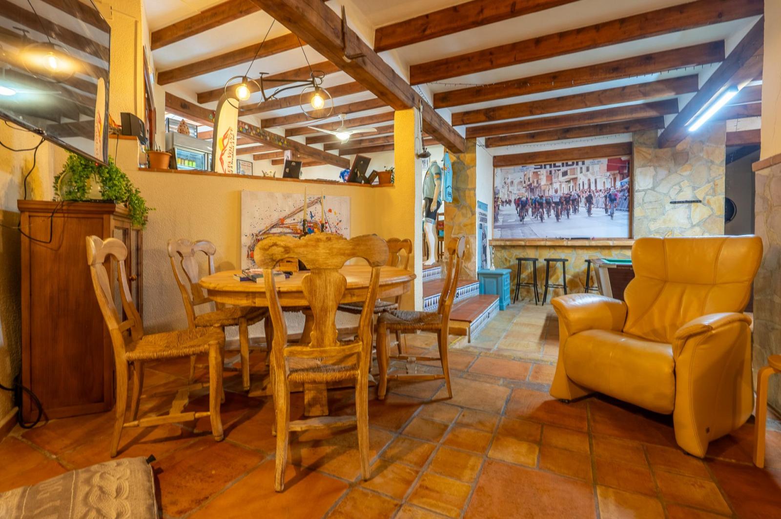 Premise for Sale in Sagra