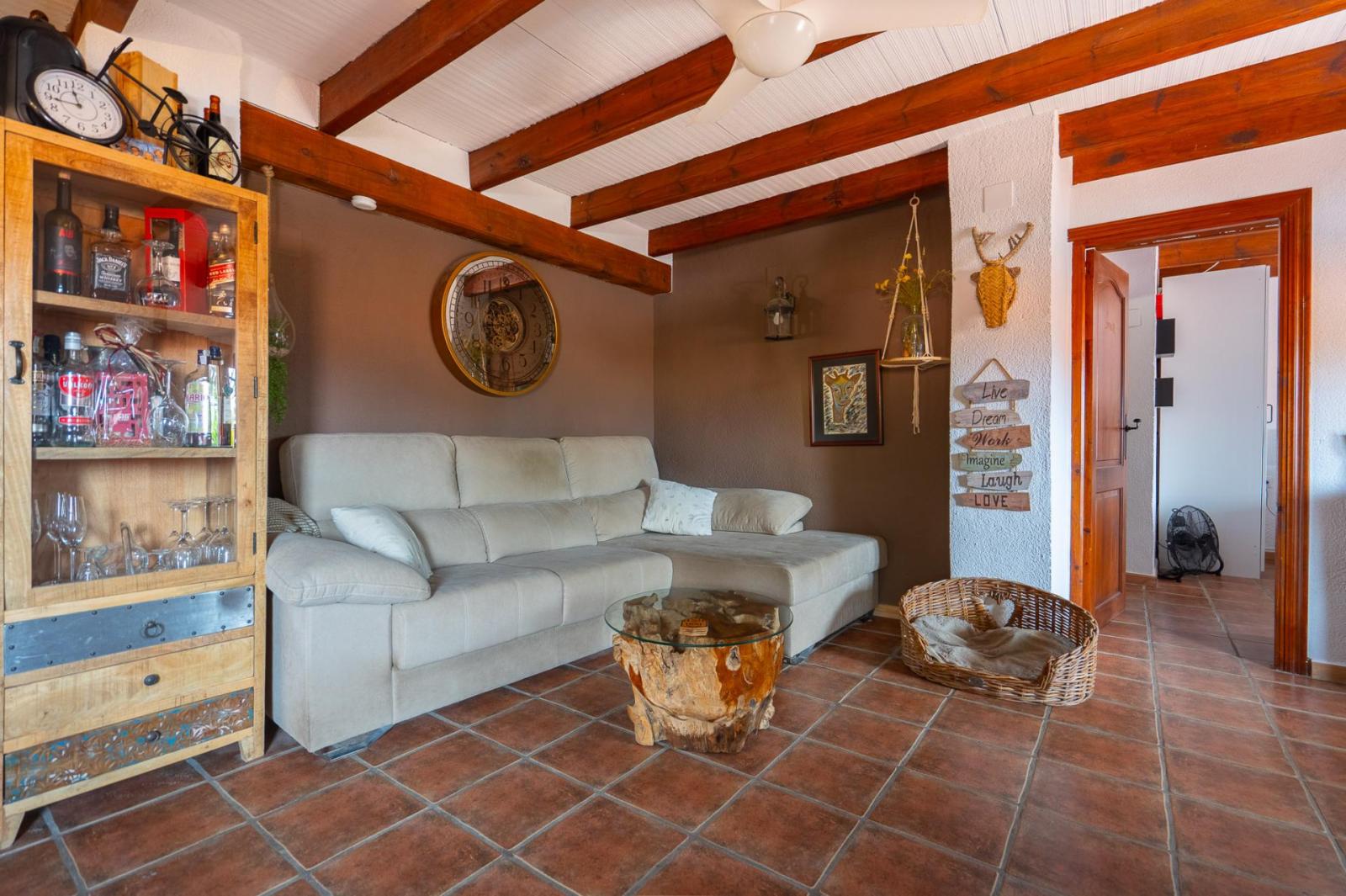 Premise for Sale in Sagra