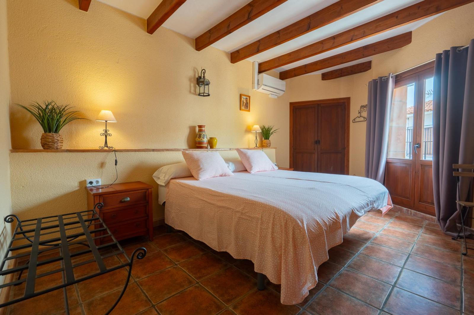 Premise for Sale in Sagra