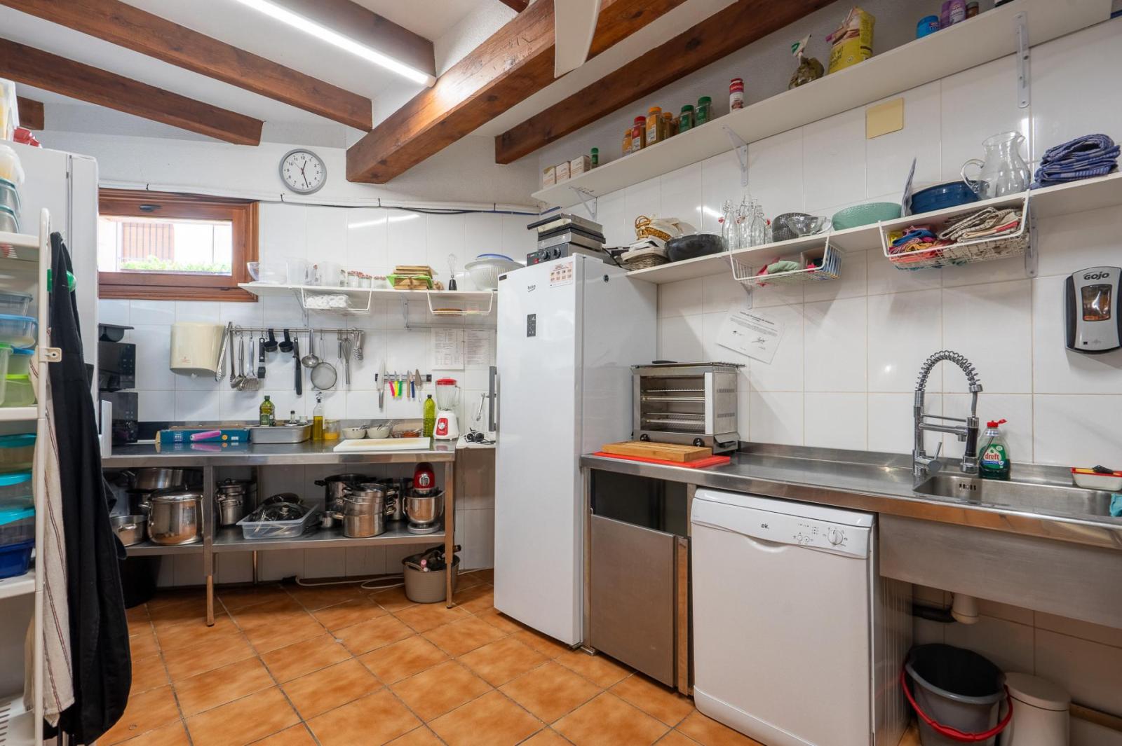 Premise for Sale in Sagra