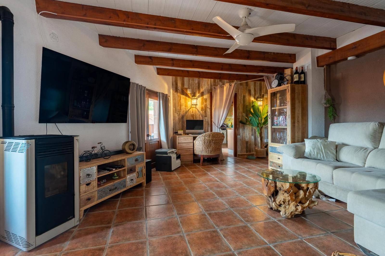 Premise for Sale in Sagra