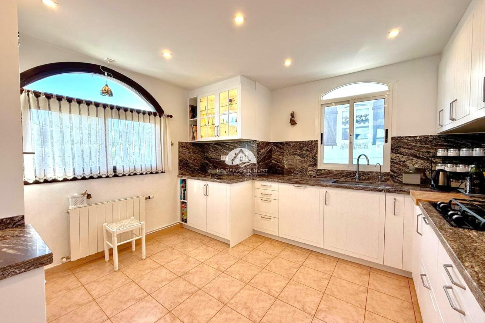 Villa en Venta en Orihuela