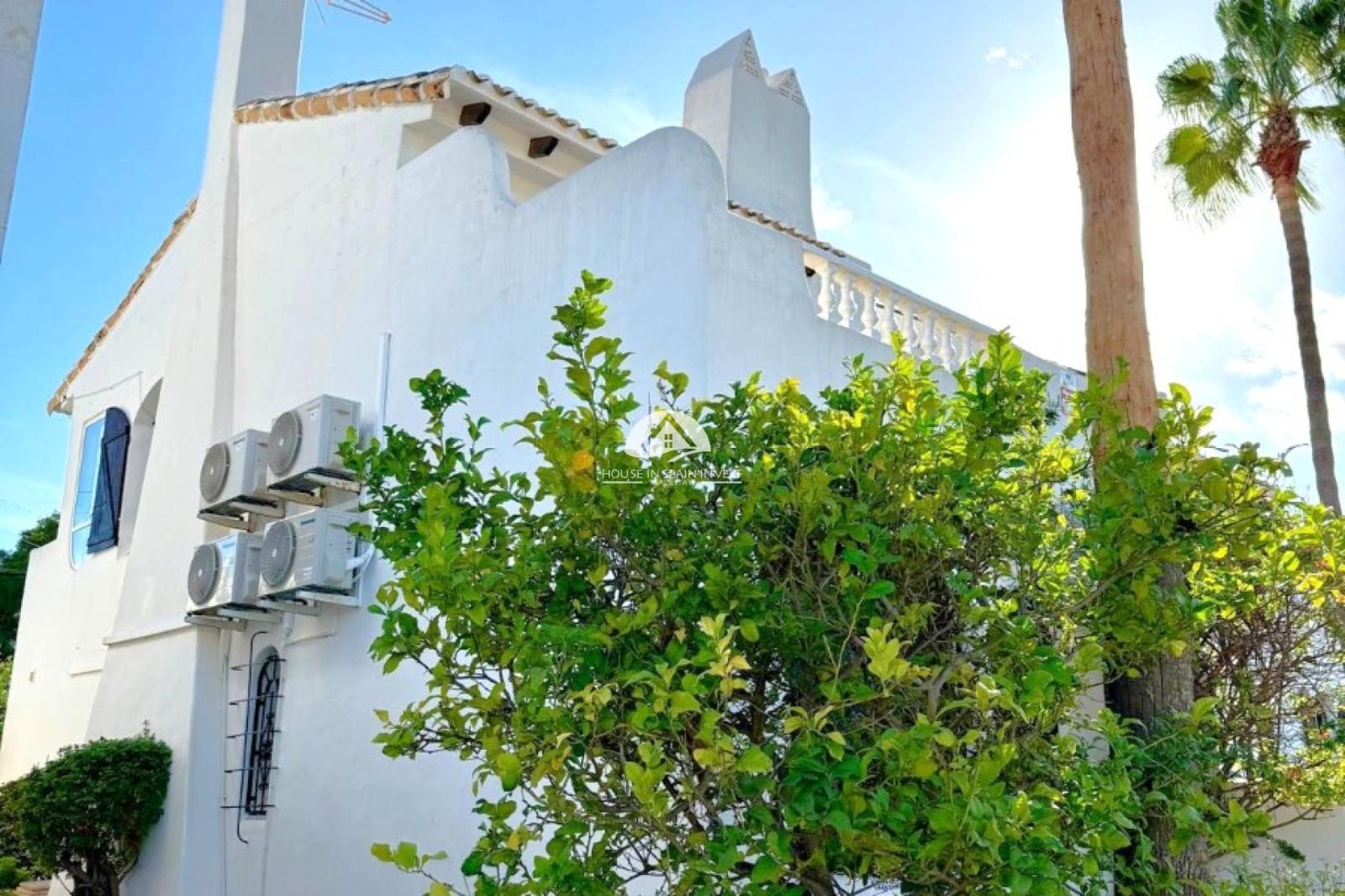 Villa en Venta en Orihuela