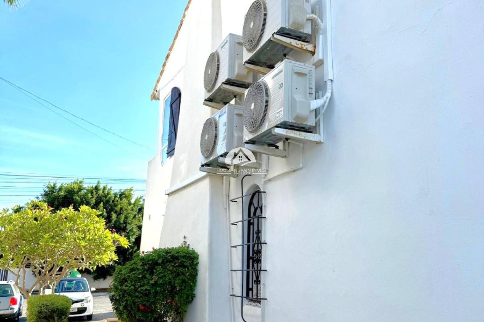 Villa en Venta en Orihuela