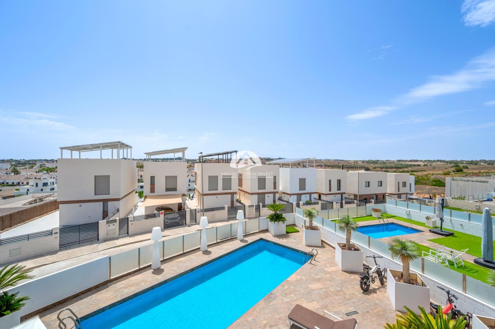 Villa en Venta en Orihuela