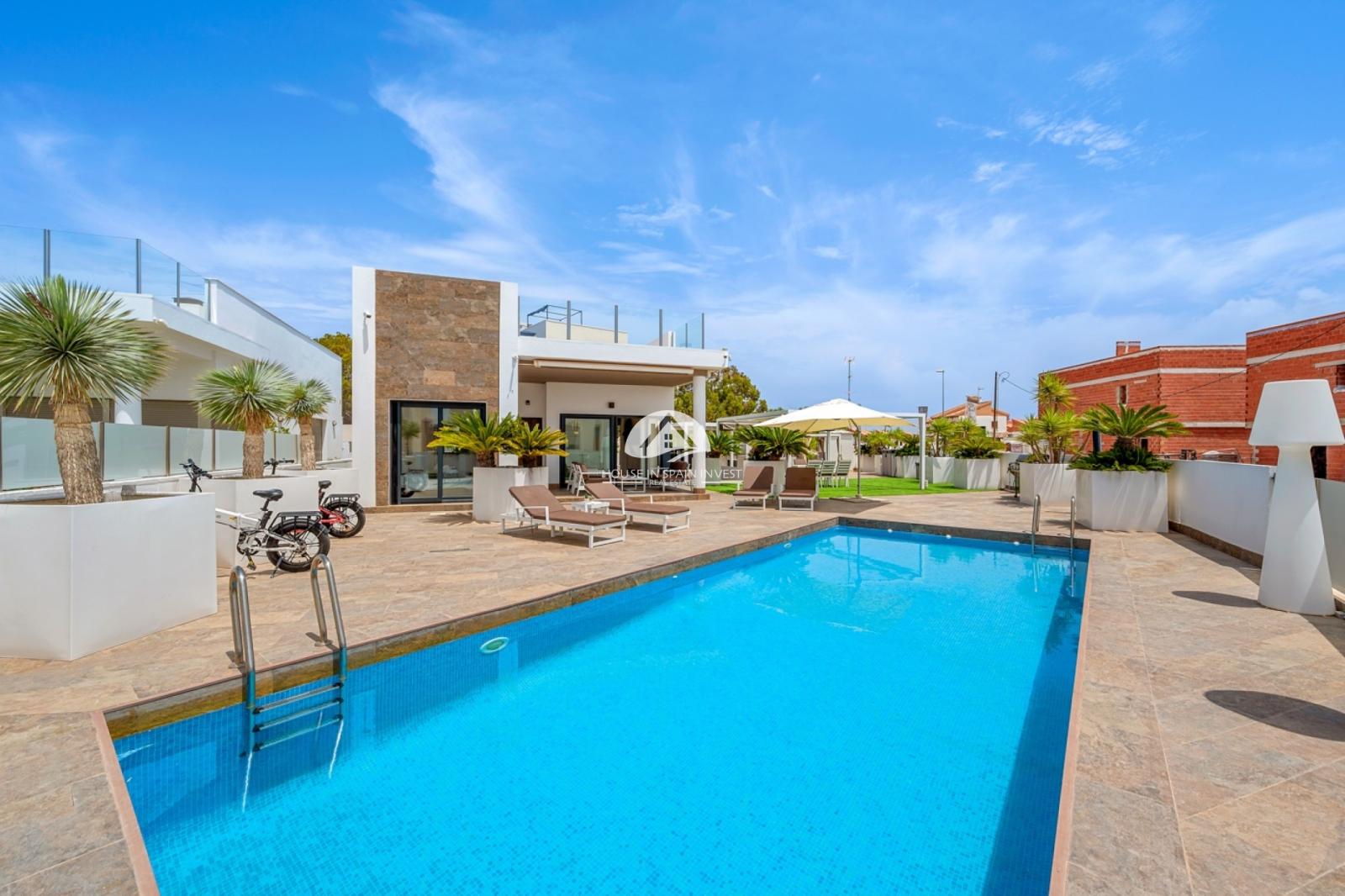 Villa en Venta en Orihuela