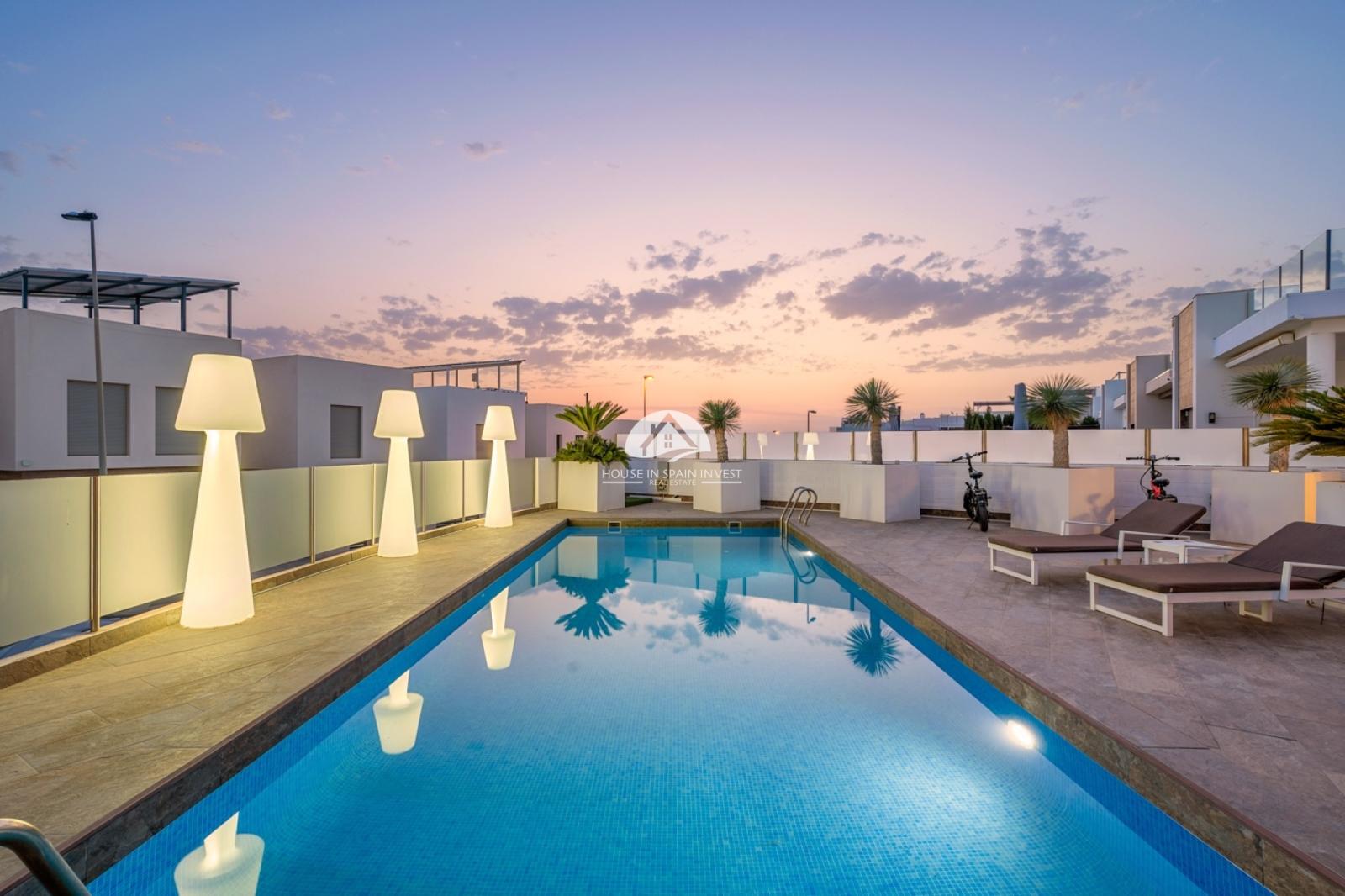 Villa en Venta en Orihuela