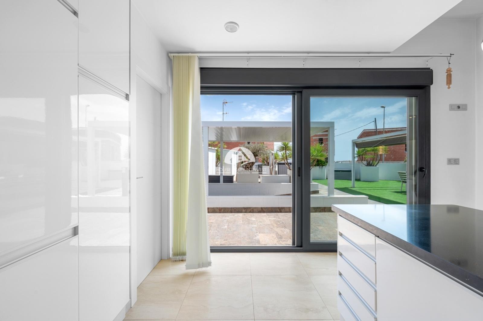 Villa en Venta en Orihuela