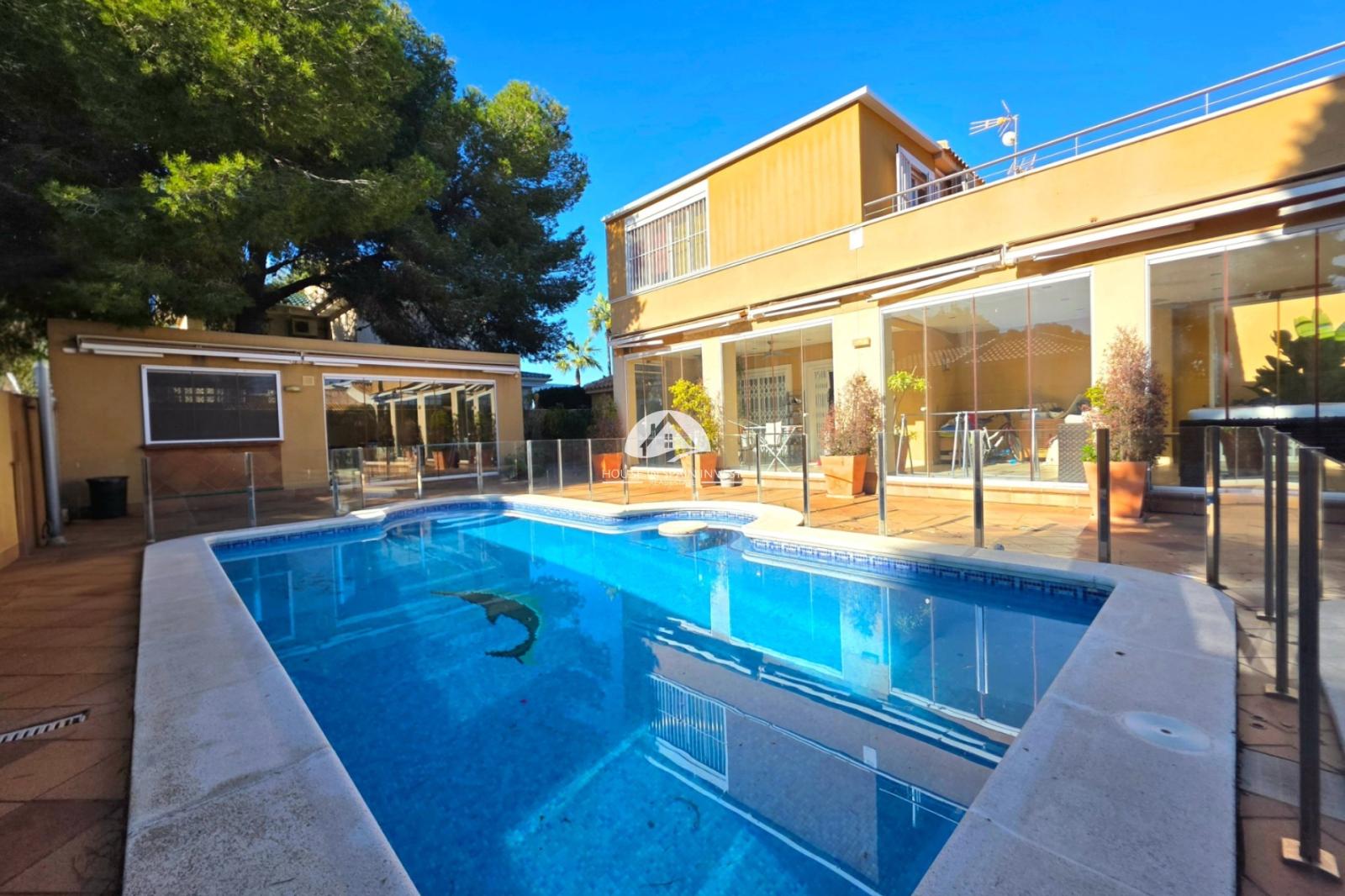 Villa en Venta en Torrevieja