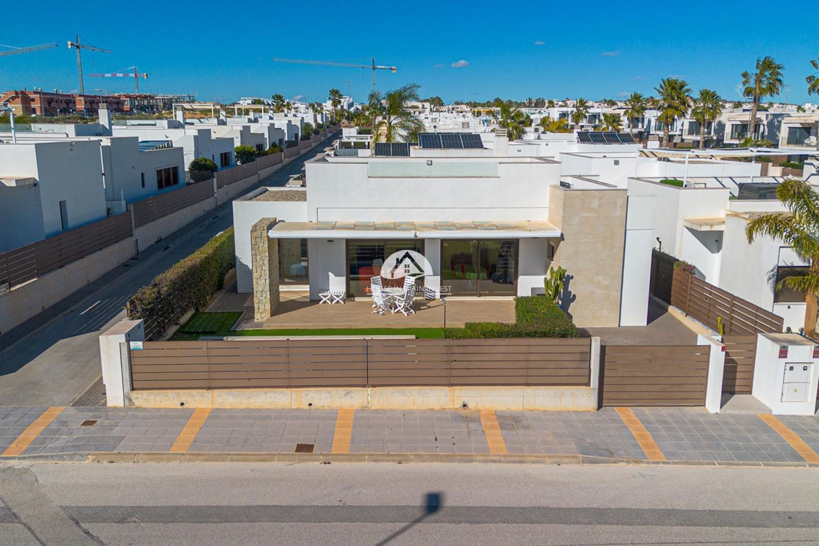 Villa en Venta en Orihuela