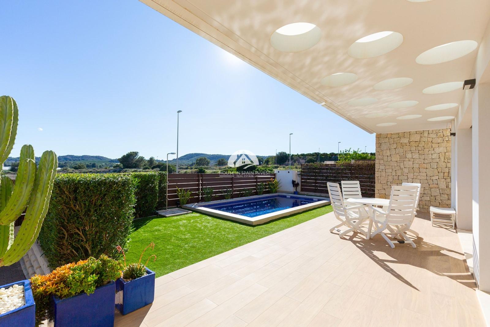 Villa en Venta en Orihuela