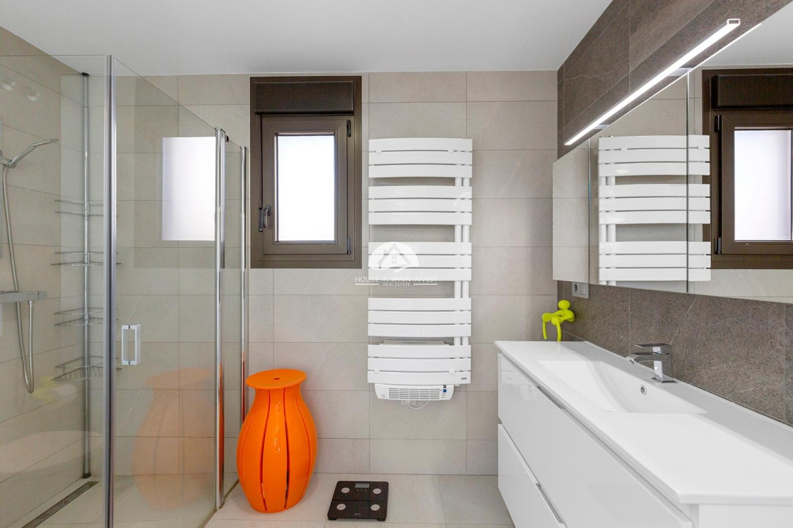 Villa en Venta en Orihuela