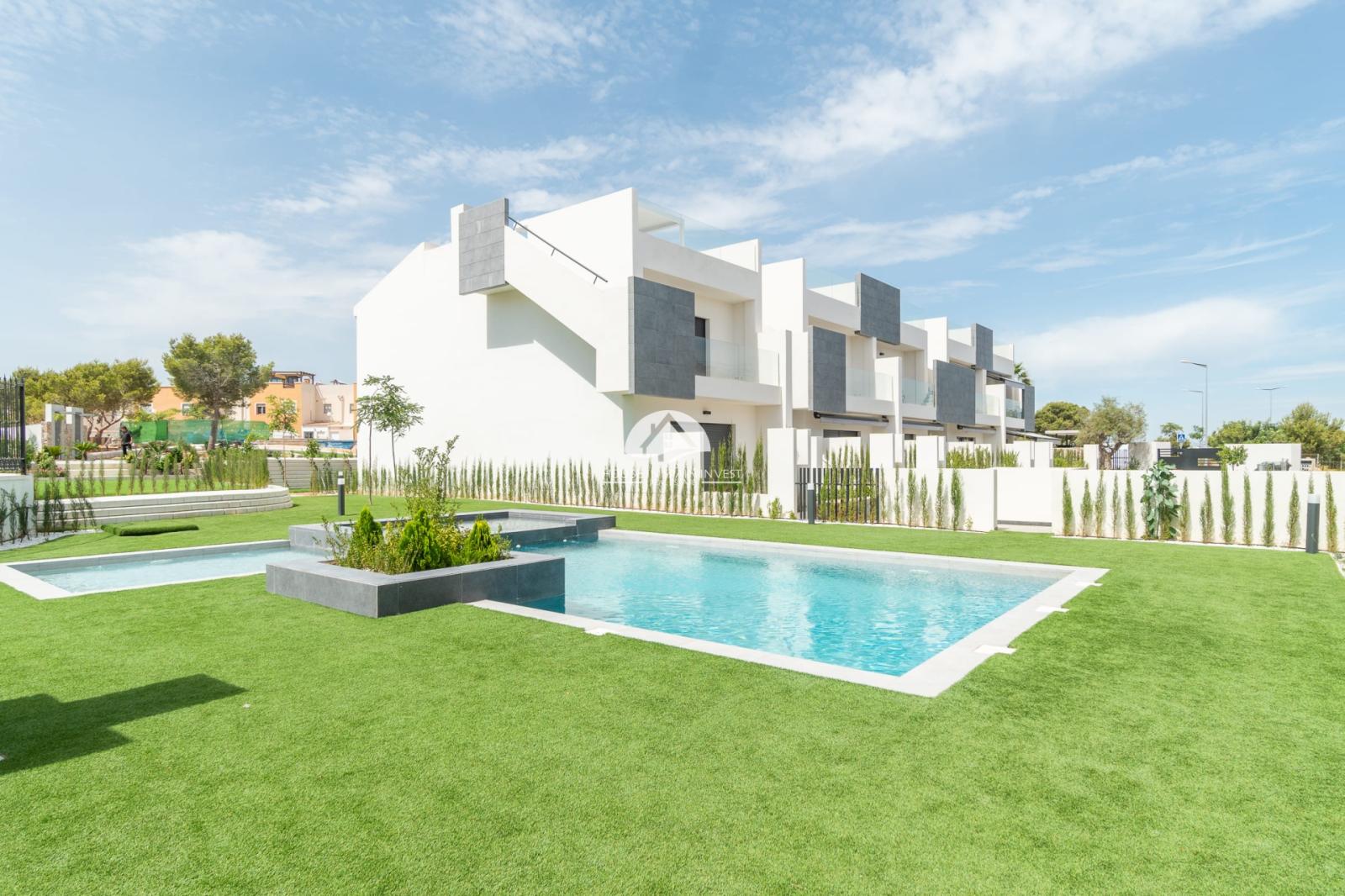 Bungalow for Sale in Torrevieja