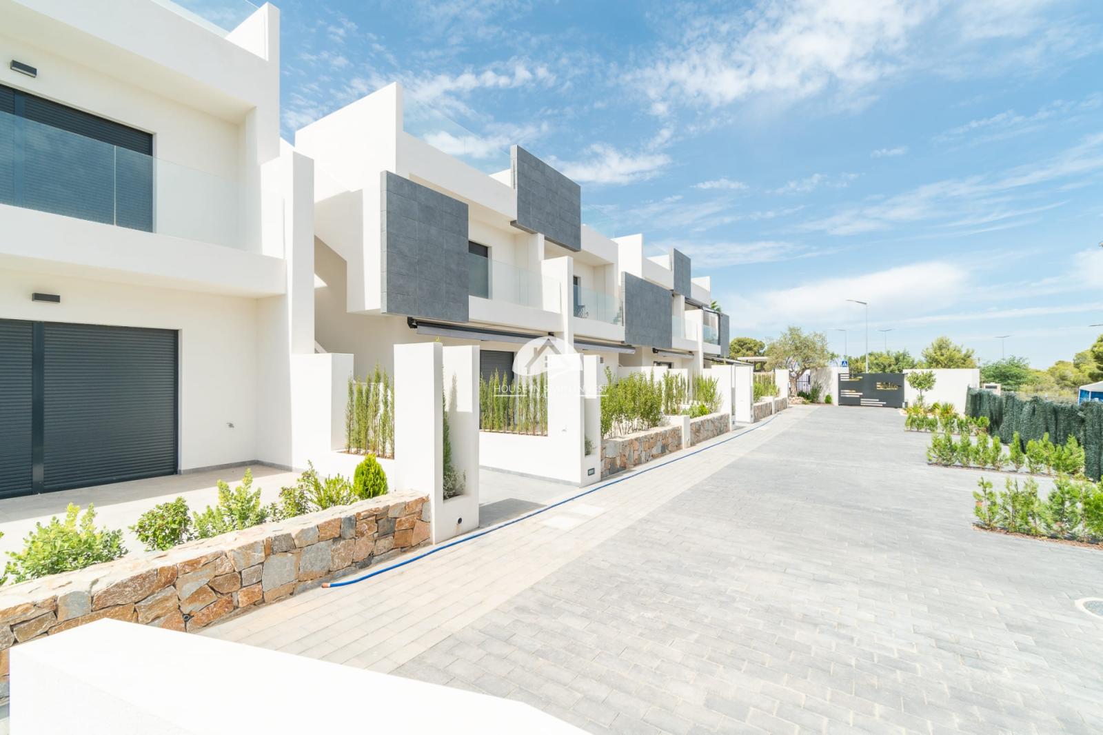 Bungalow for Sale in Torrevieja
