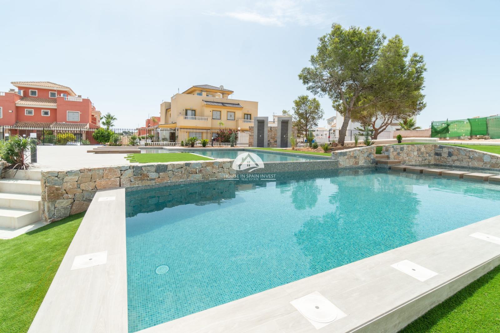 Bungalow for Sale in Torrevieja