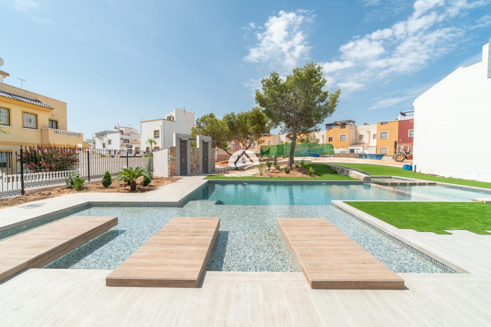 Bungalow for Sale in Torrevieja