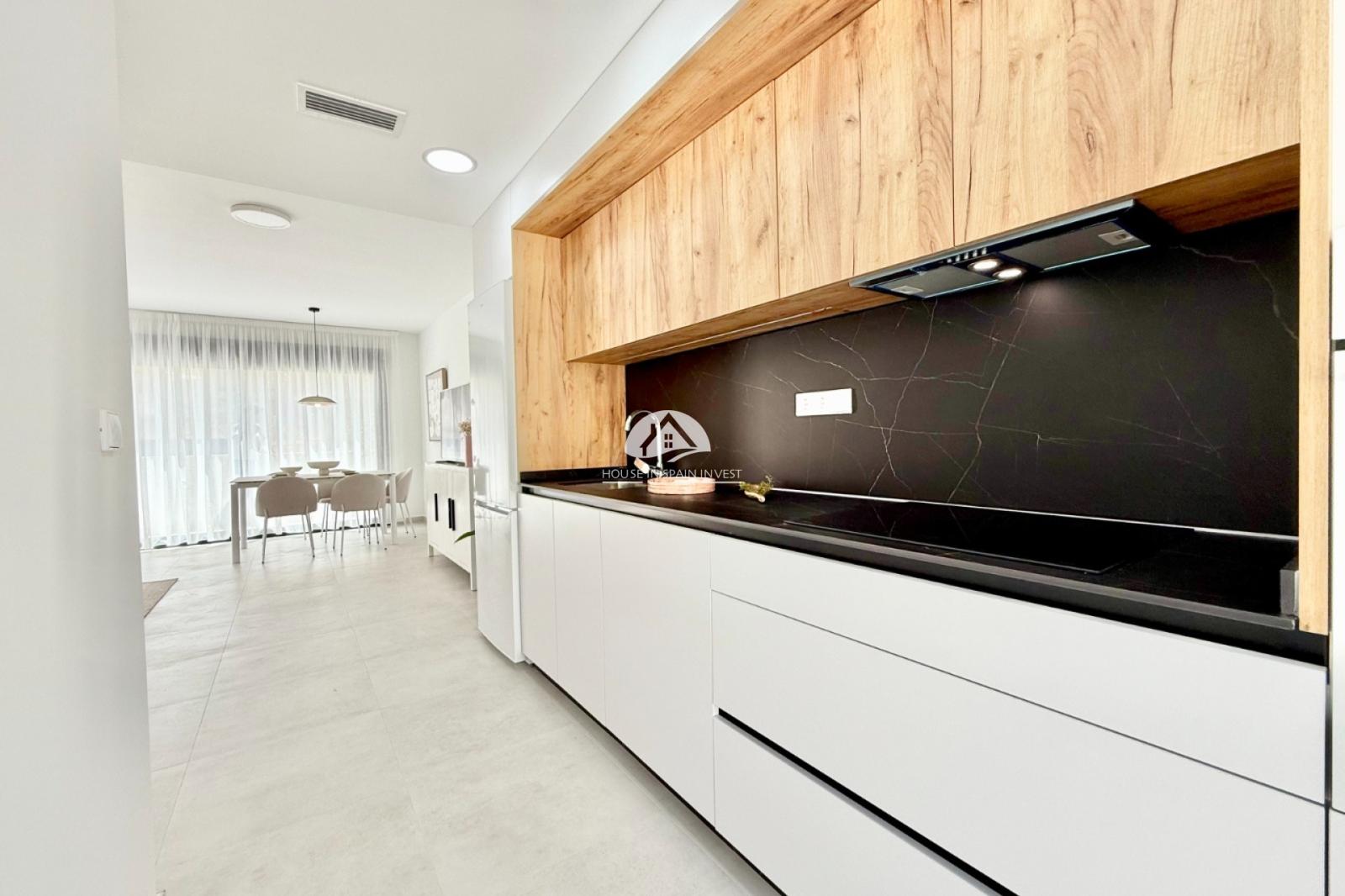 Bungalow for Sale in Cox