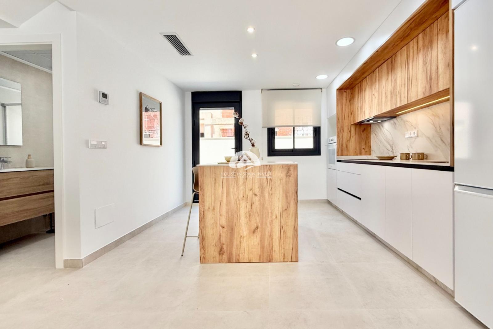 Bungalow for Sale in Cox