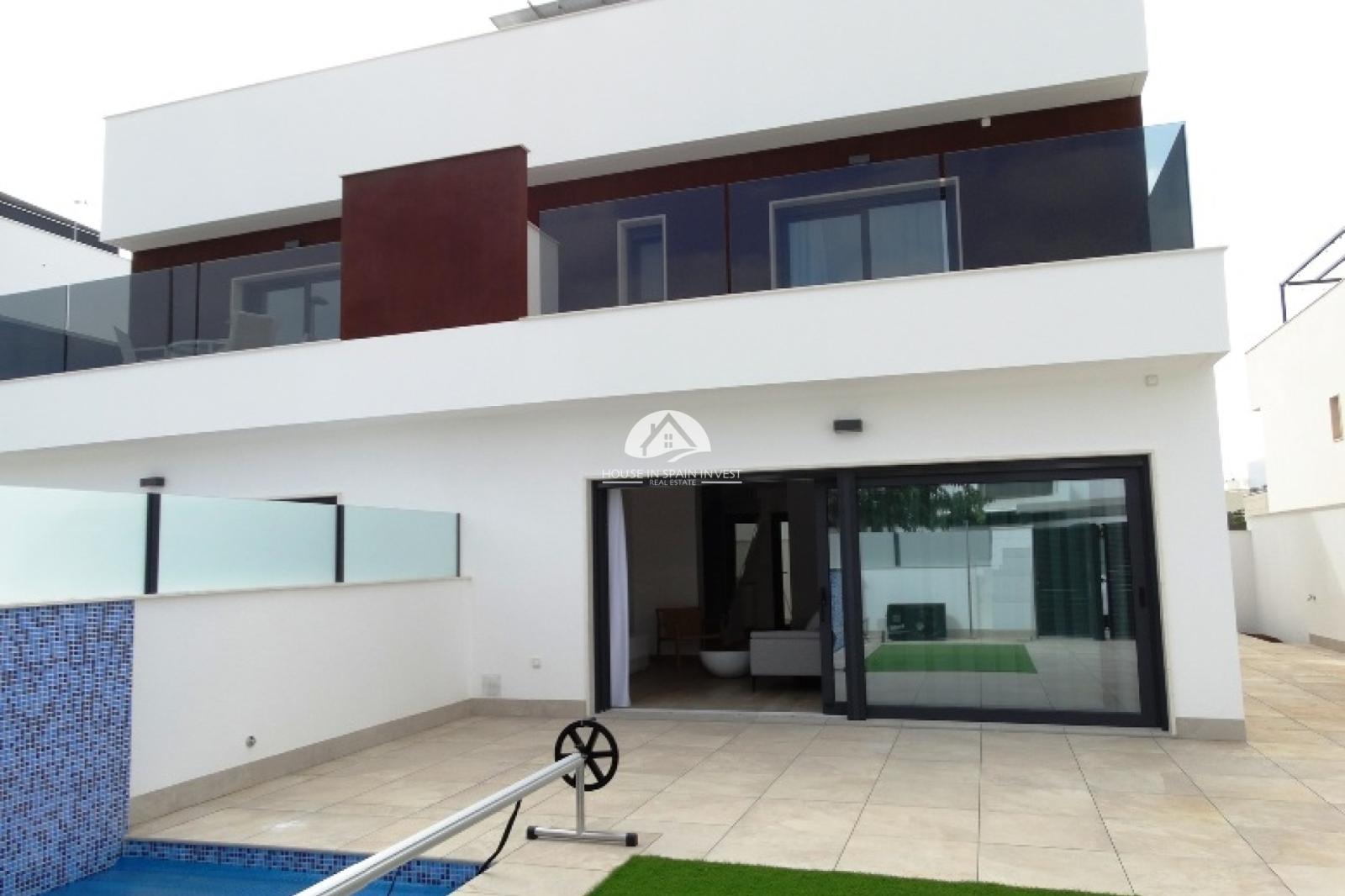 Villa en Venta en Pilar de la Horadada