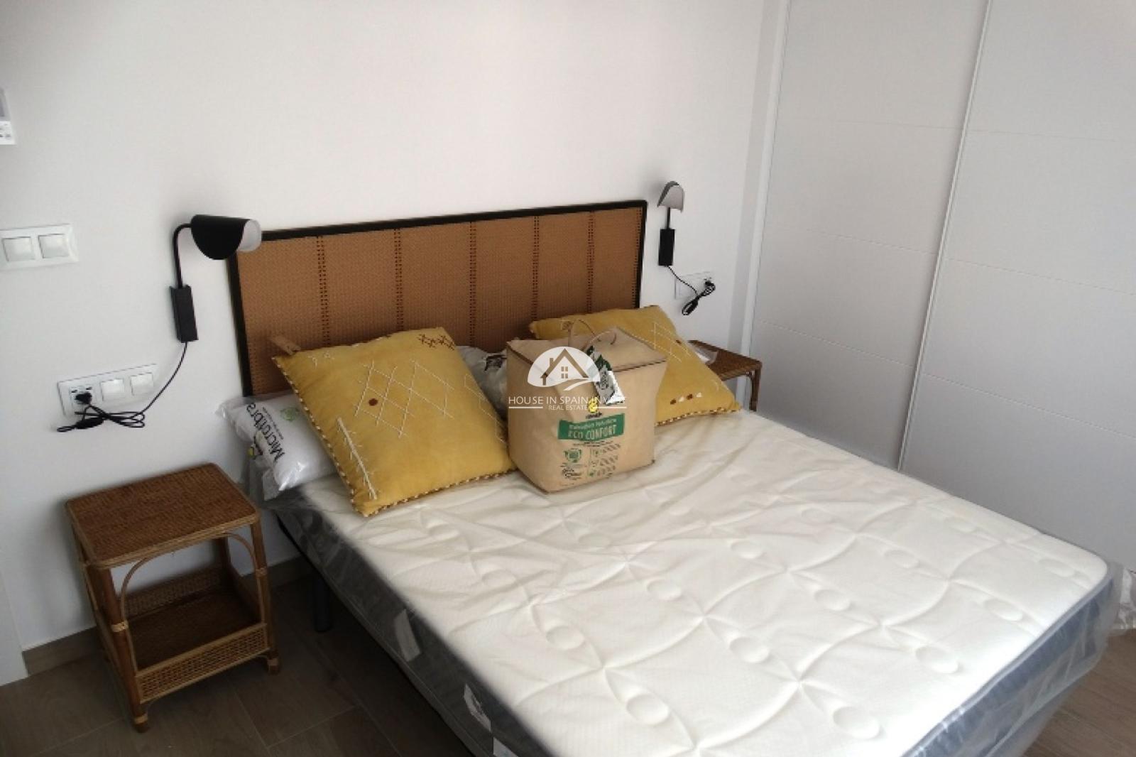 Villa en Venta en Pilar de la Horadada