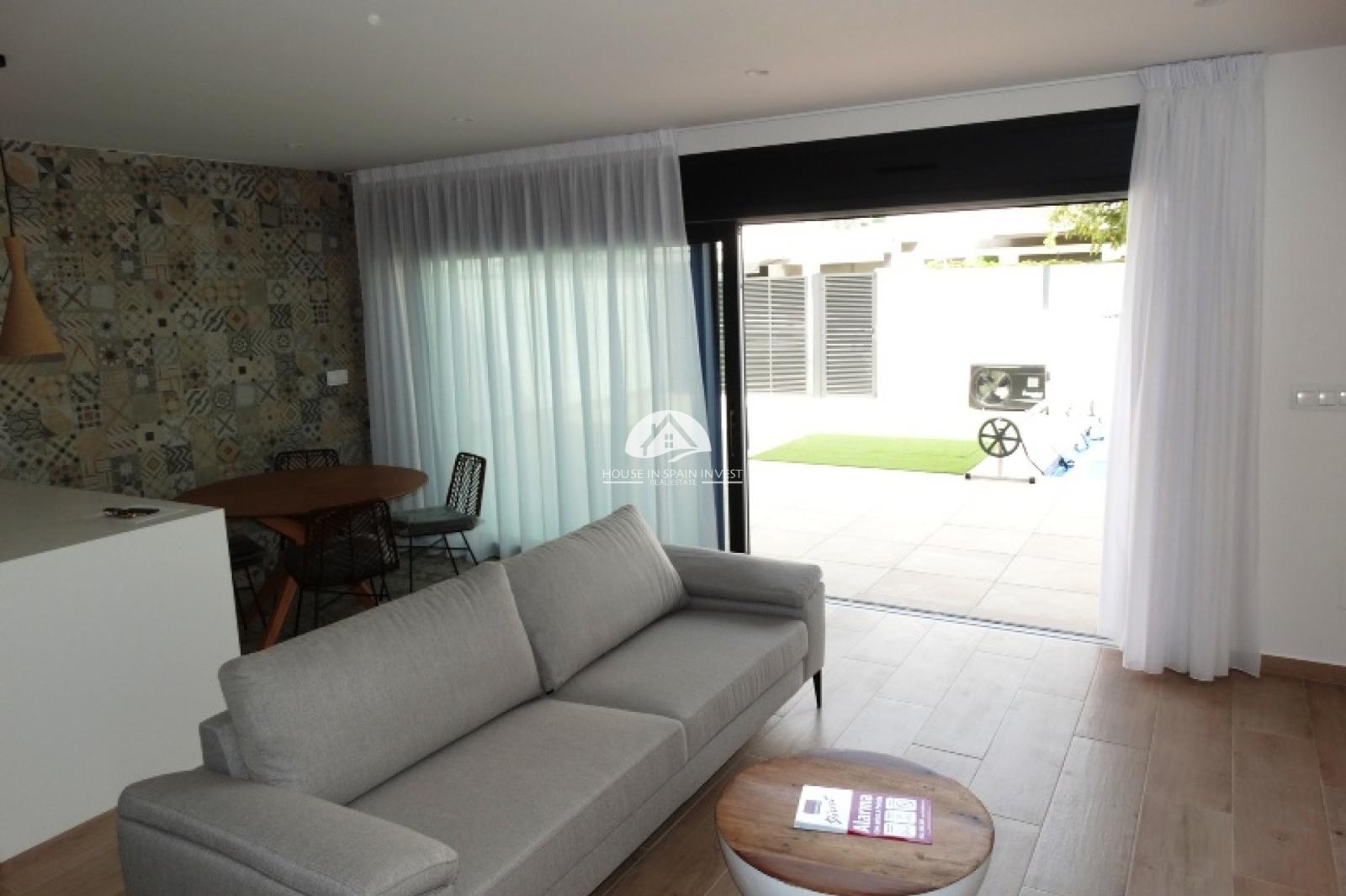 Villa en Venta en Pilar de la Horadada