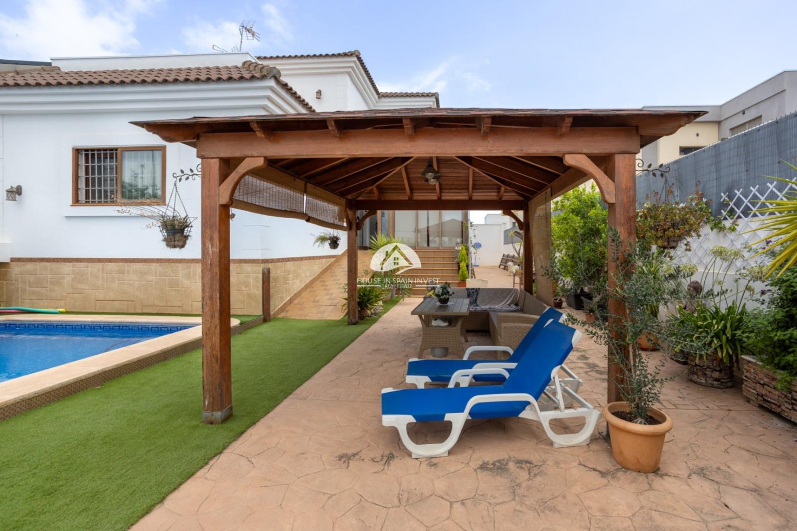 Villa en Venta en Los Montesinos