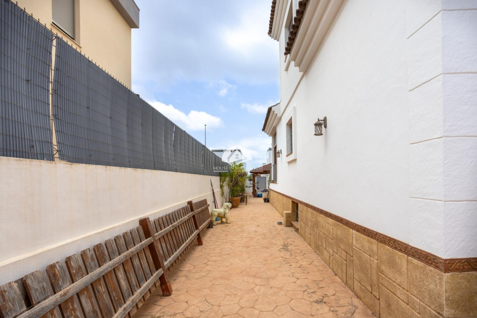 Villa en Venta en Los Montesinos