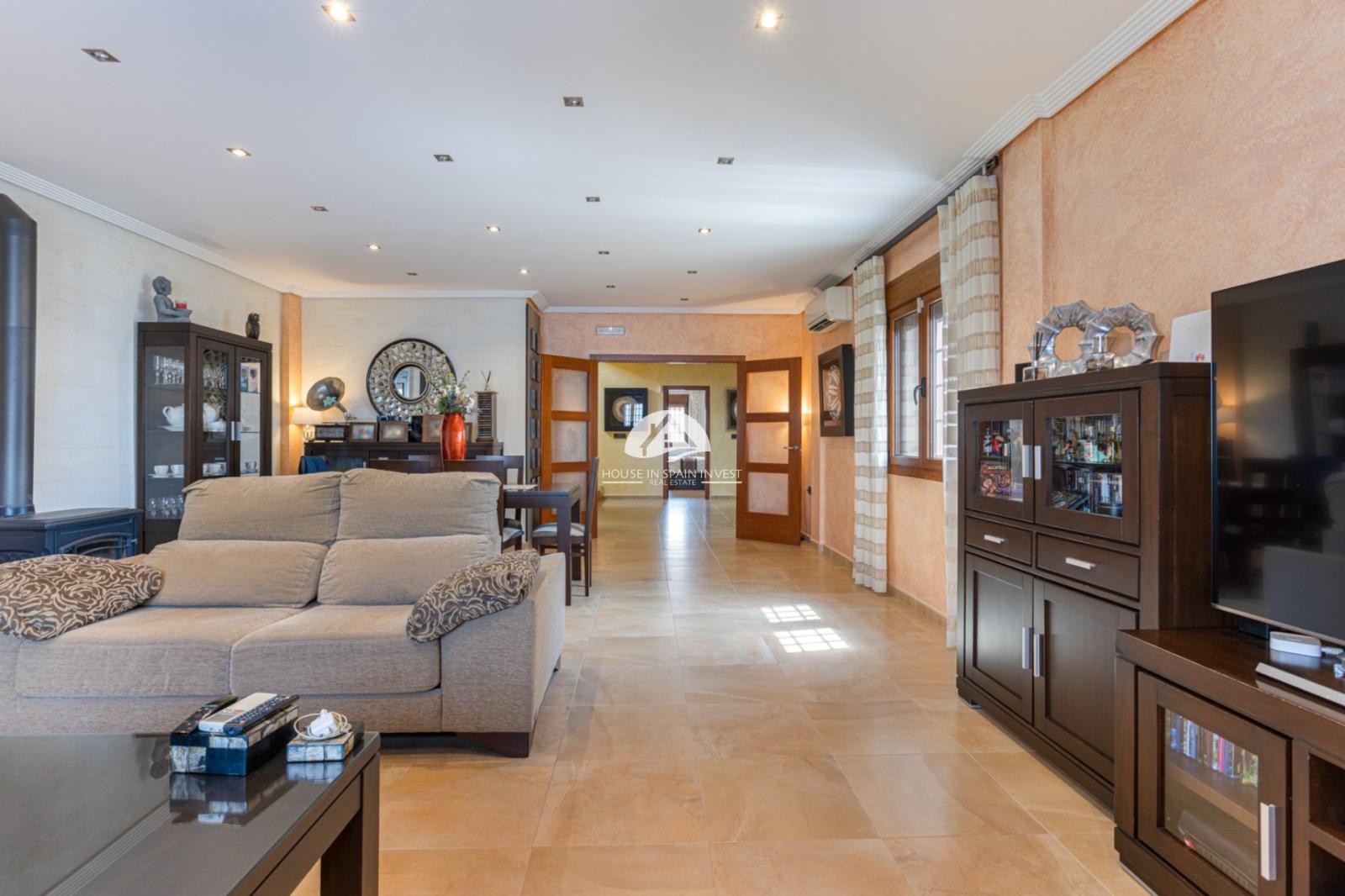 Villa en Venta en Los Montesinos