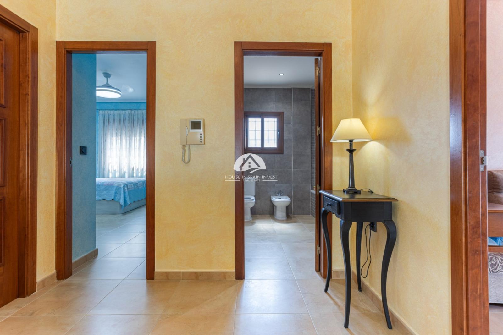 Villa en Venta en Los Montesinos