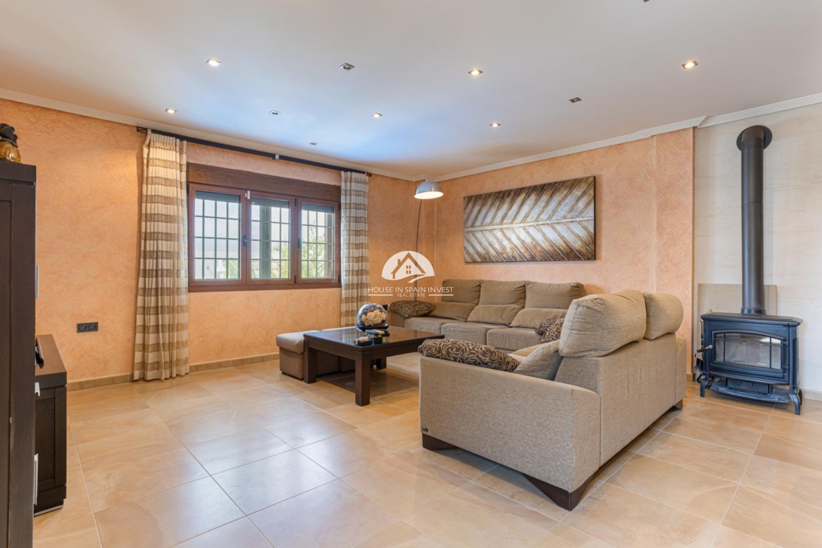 Villa en Venta en Los Montesinos