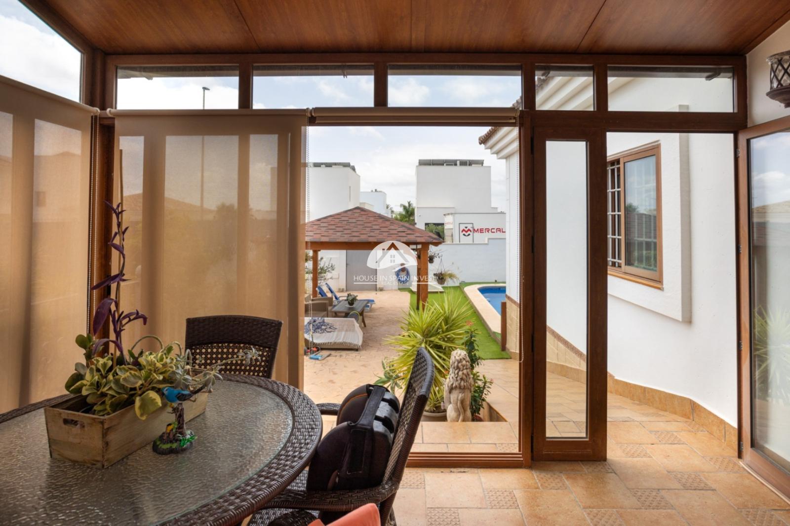 Villa en Venta en Los Montesinos