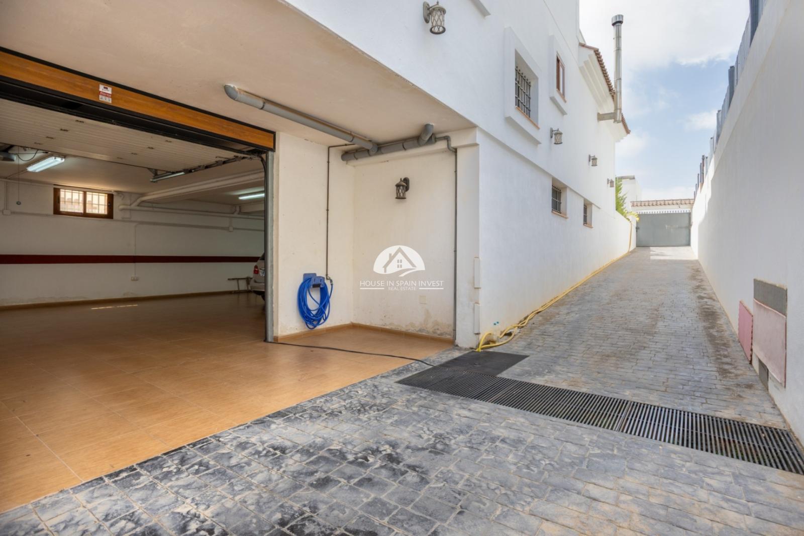 Villa en Venta en Los Montesinos