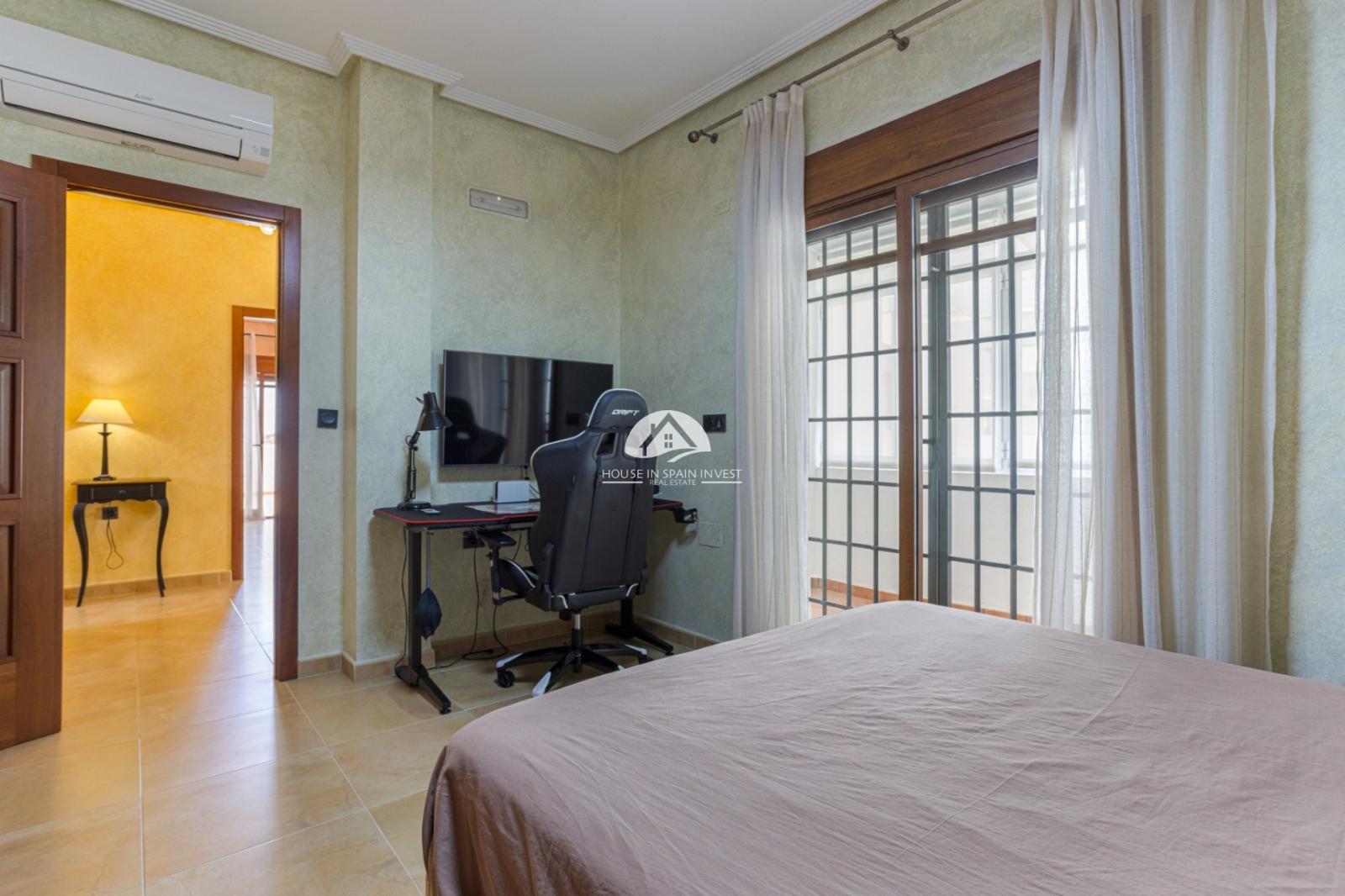 Villa en Venta en Los Montesinos