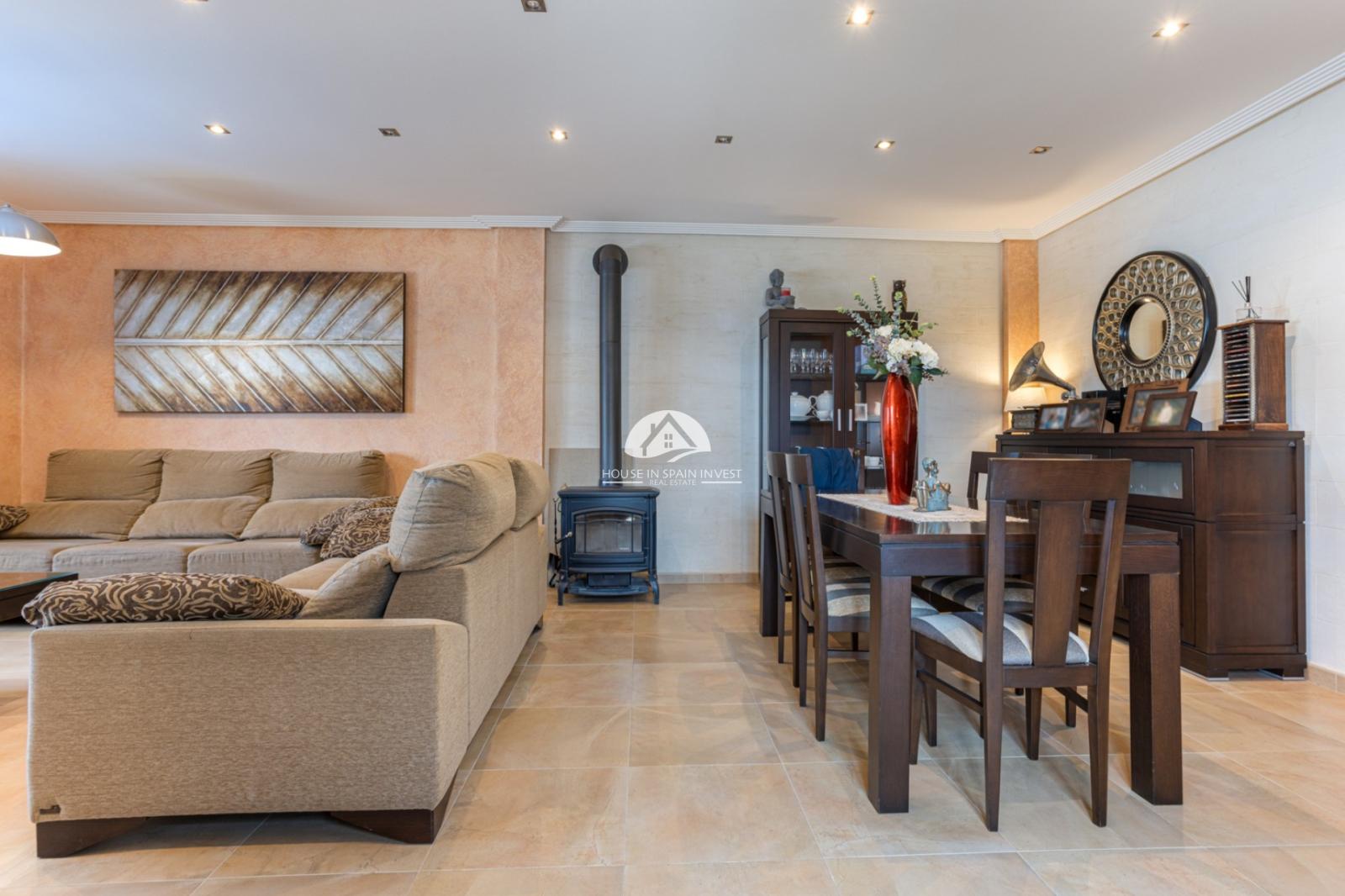 Villa en Venta en Los Montesinos